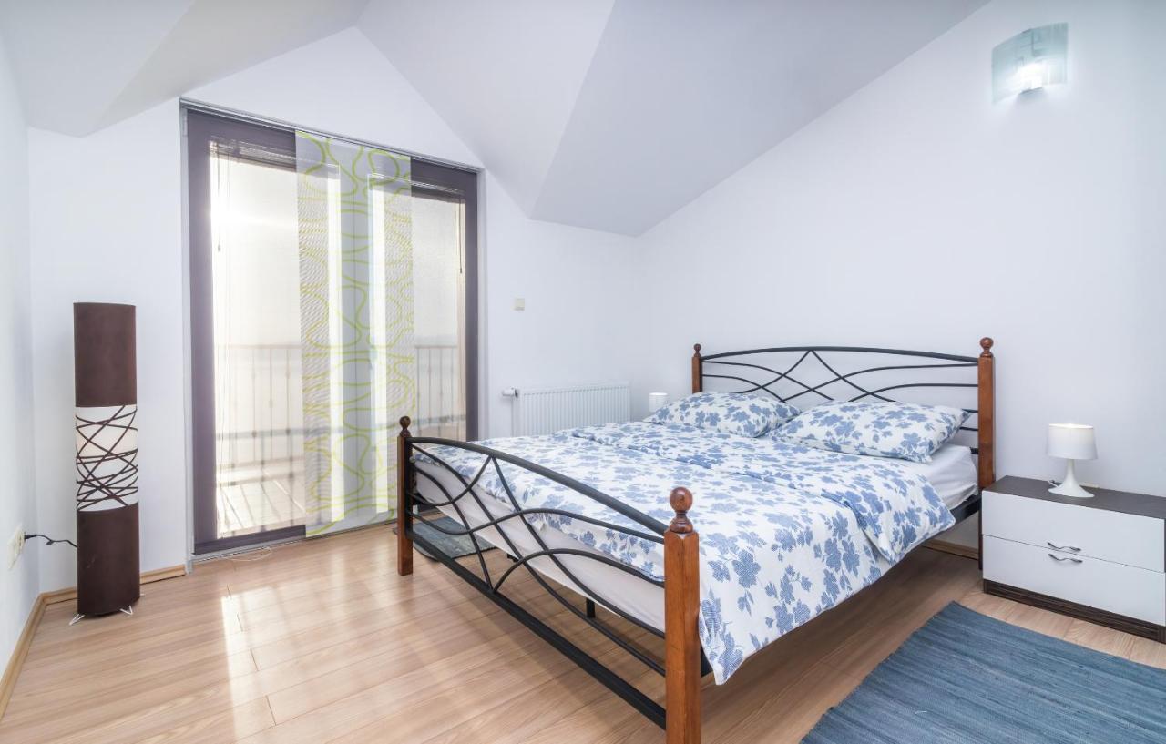 Apartment Lucia Senj